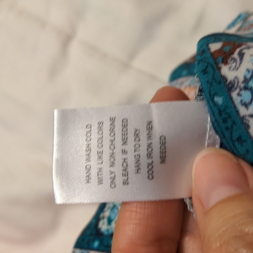 Pretty Lightweight Patterned Top By Dr2 Size Small - image 8